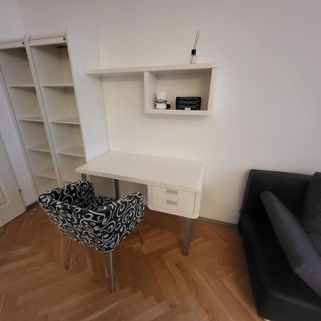 Cozynite Premium Apartment Hundertwasser Vienna Luaran gambar