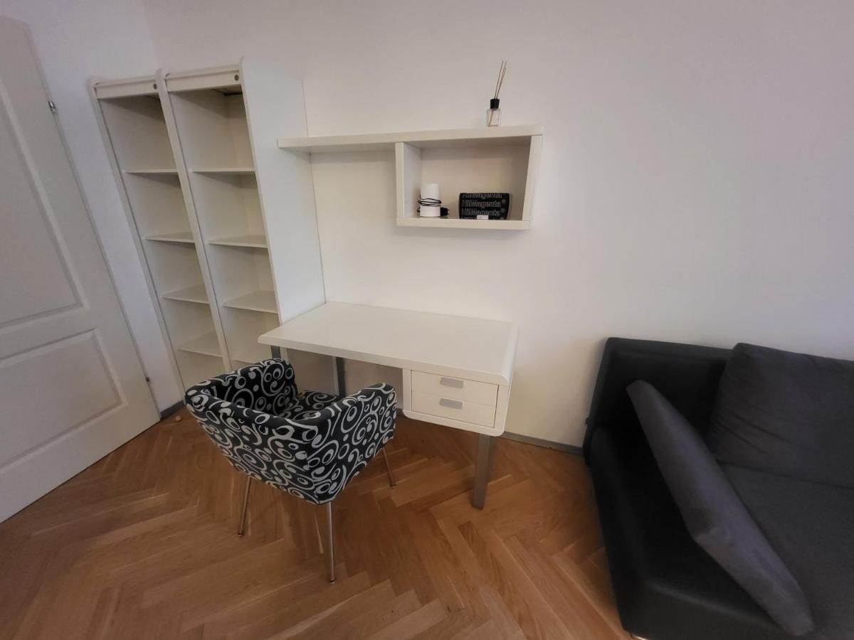 Cozynite Premium Apartment Hundertwasser Vienna Luaran gambar